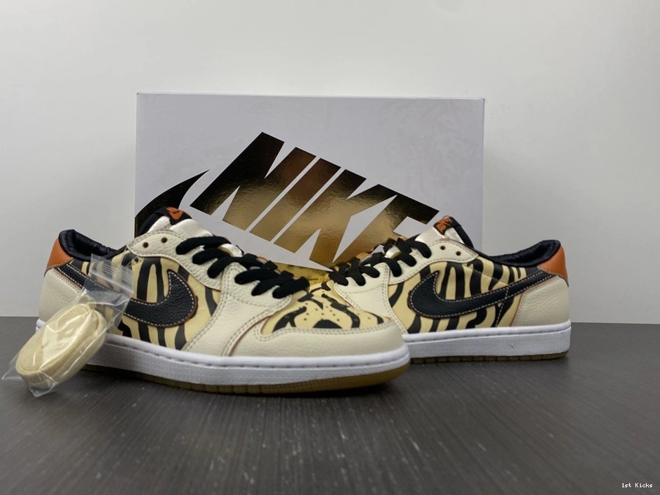 DH6932-100 Tiger - Jordan Year OG the 1 Low of 1103